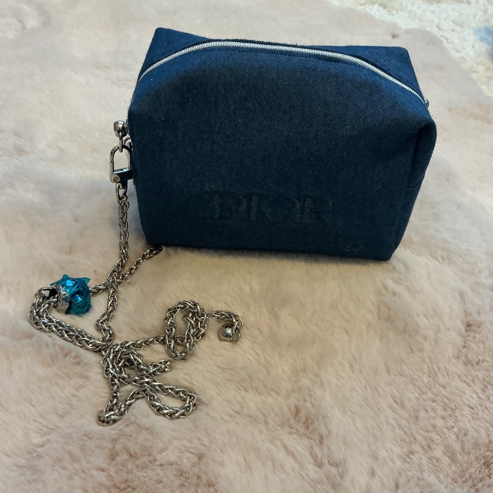 GWP DIOR BEAUTE POUCH WITH CROSSBODY STRAP
